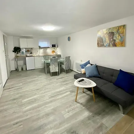 Apartman Eden Bystrice  Exteriér fotografie